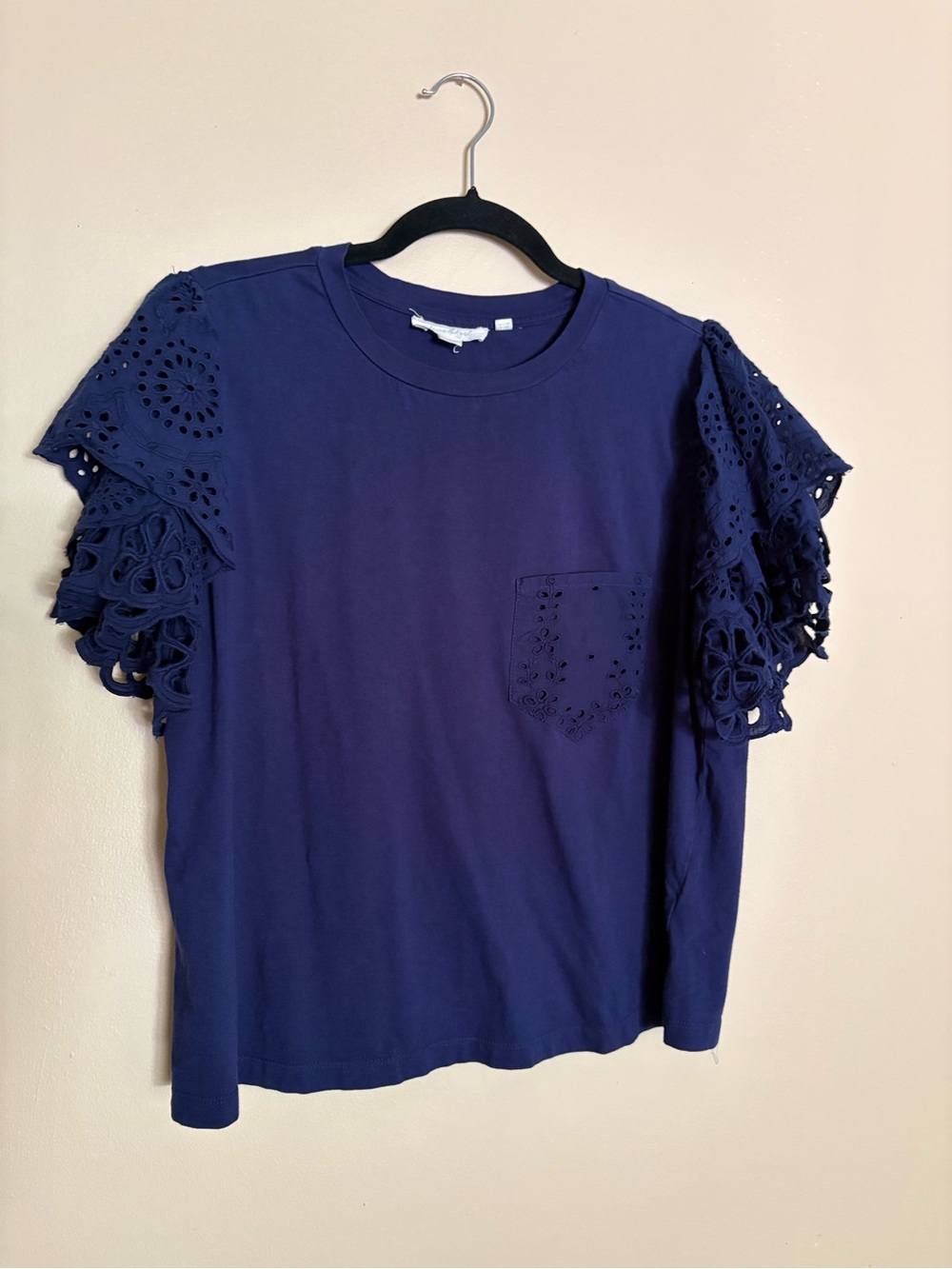 Forever That Girl Anthropologie Navy Eyelet Puff Sleeve Top Large - Picture 2 of 8
